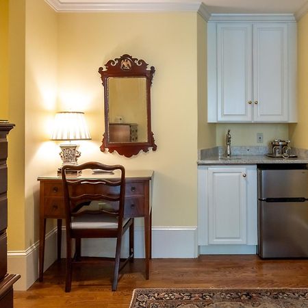 Francis Malbone House Bed and Breakfast Νιούπορτ Εξωτερικό φωτογραφία